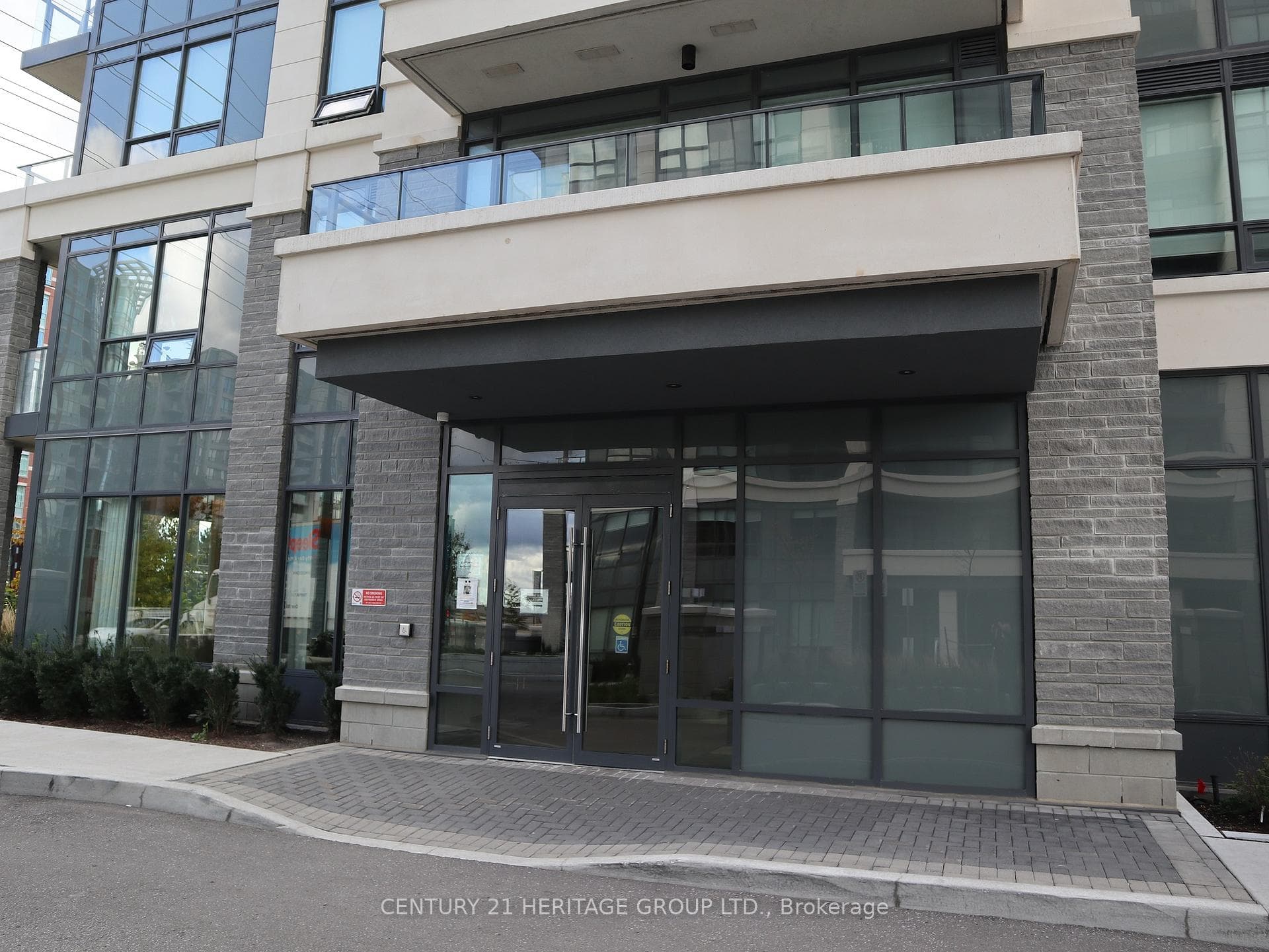 396 Highway 7 N/A Unit 717, Richmond Hill, ON L4B 0G7 - Photo 1