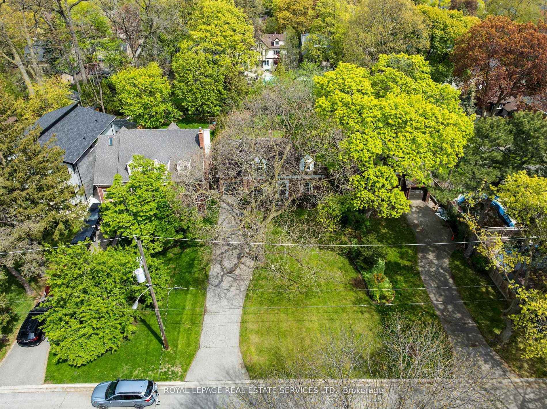 28 Holloway Road, Etobicoke (Islington / Rexdale), ON M9A 1G1 - Photo 1