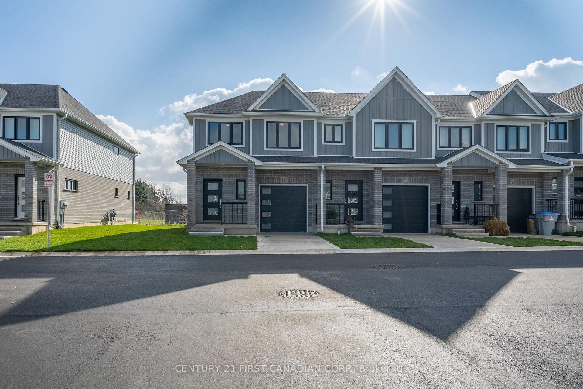 17 Nicholson Street Unit 35, Lucan Biddulph