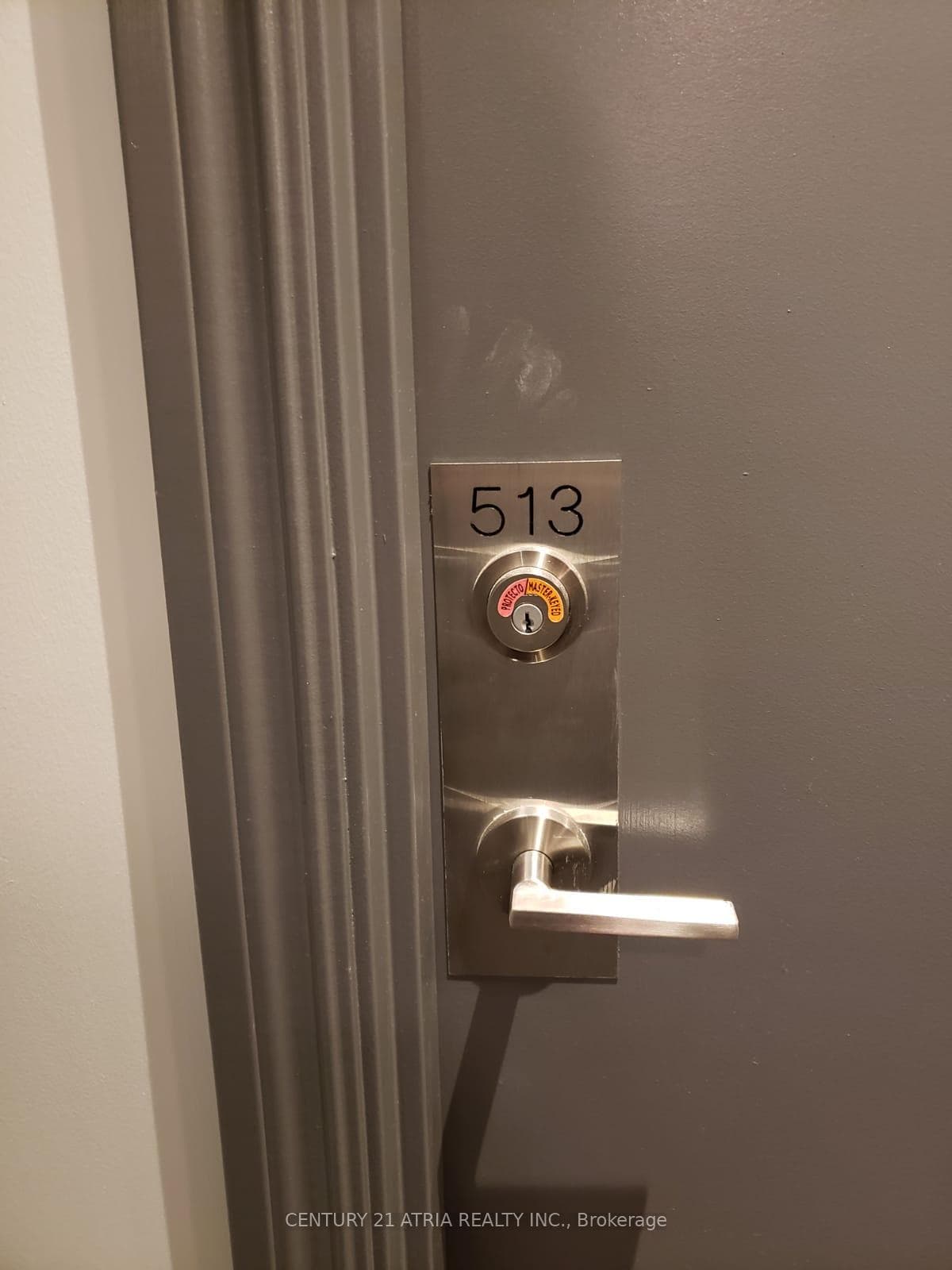 11611 Yonge Street Unit 513, Richmond Hill, ON L4E 3N8 - Photo 1