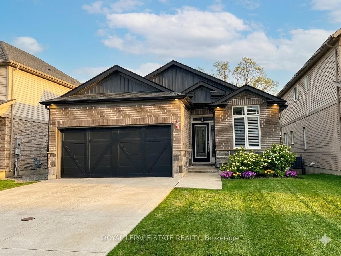 117 Monarch Street, Welland, ON L3C 0E6 - Photo 1