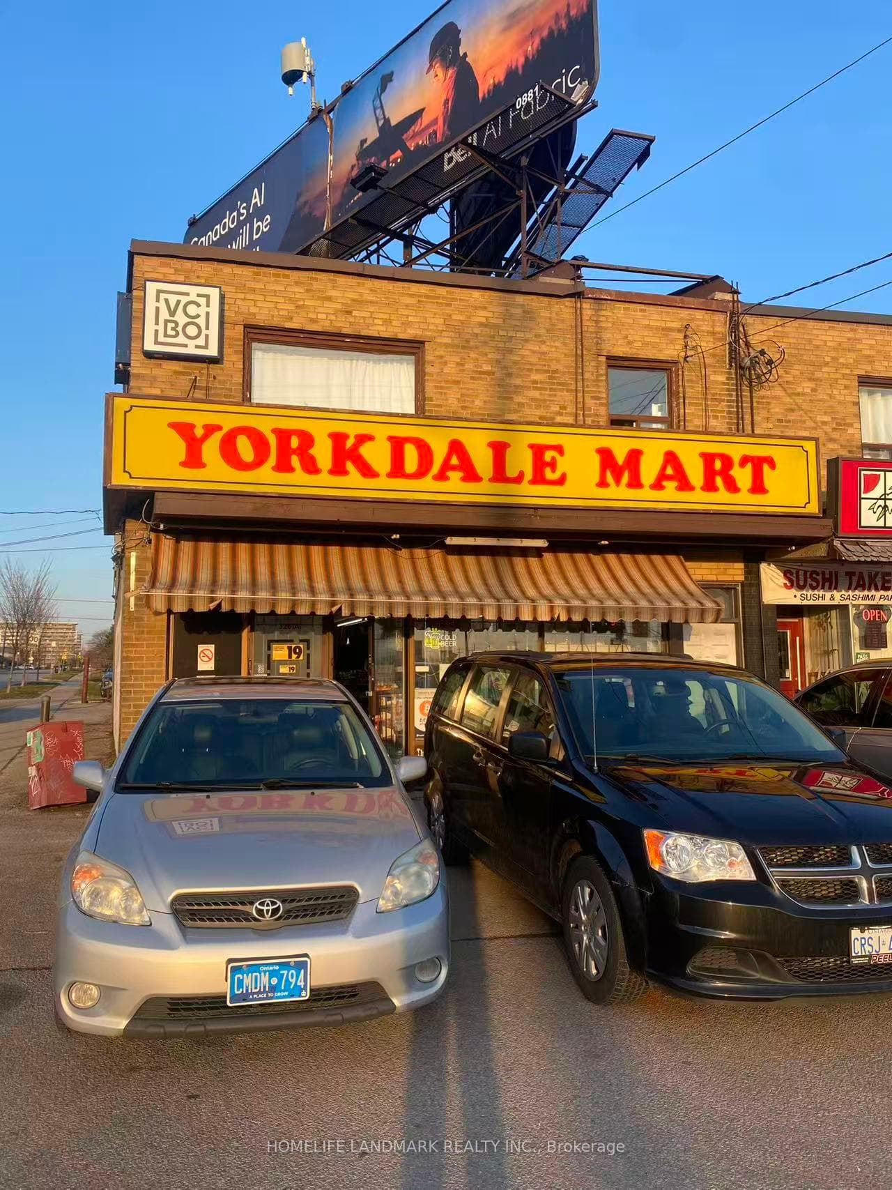 3261 Dufferin Street, York / Weston, ON M6A 2T2 - Photo 1