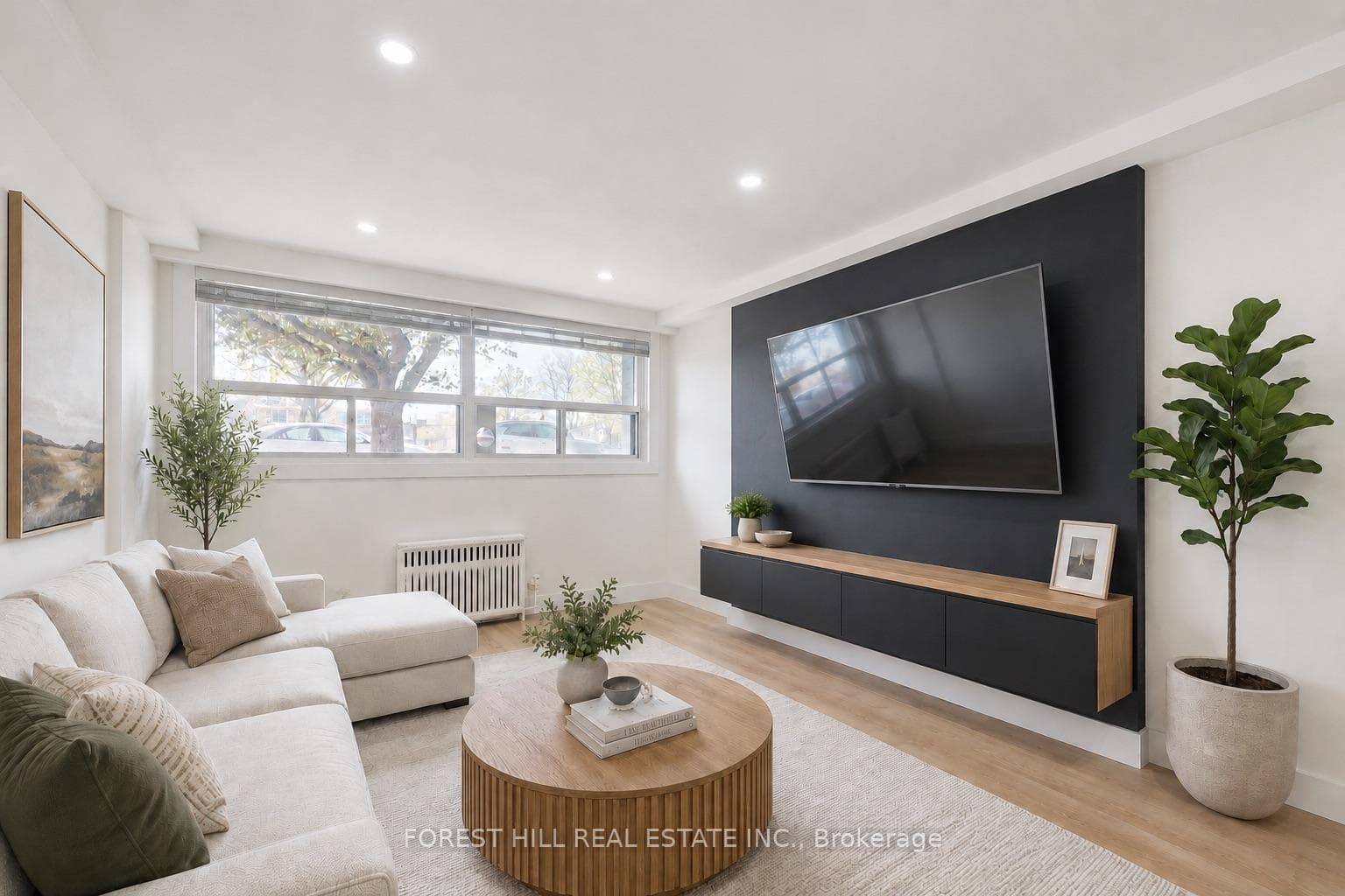 29 Wesley Street Unit 1, Liberty Village / Parkdale / South Parkdale, ON M8Y 2W5 - Photo 1
