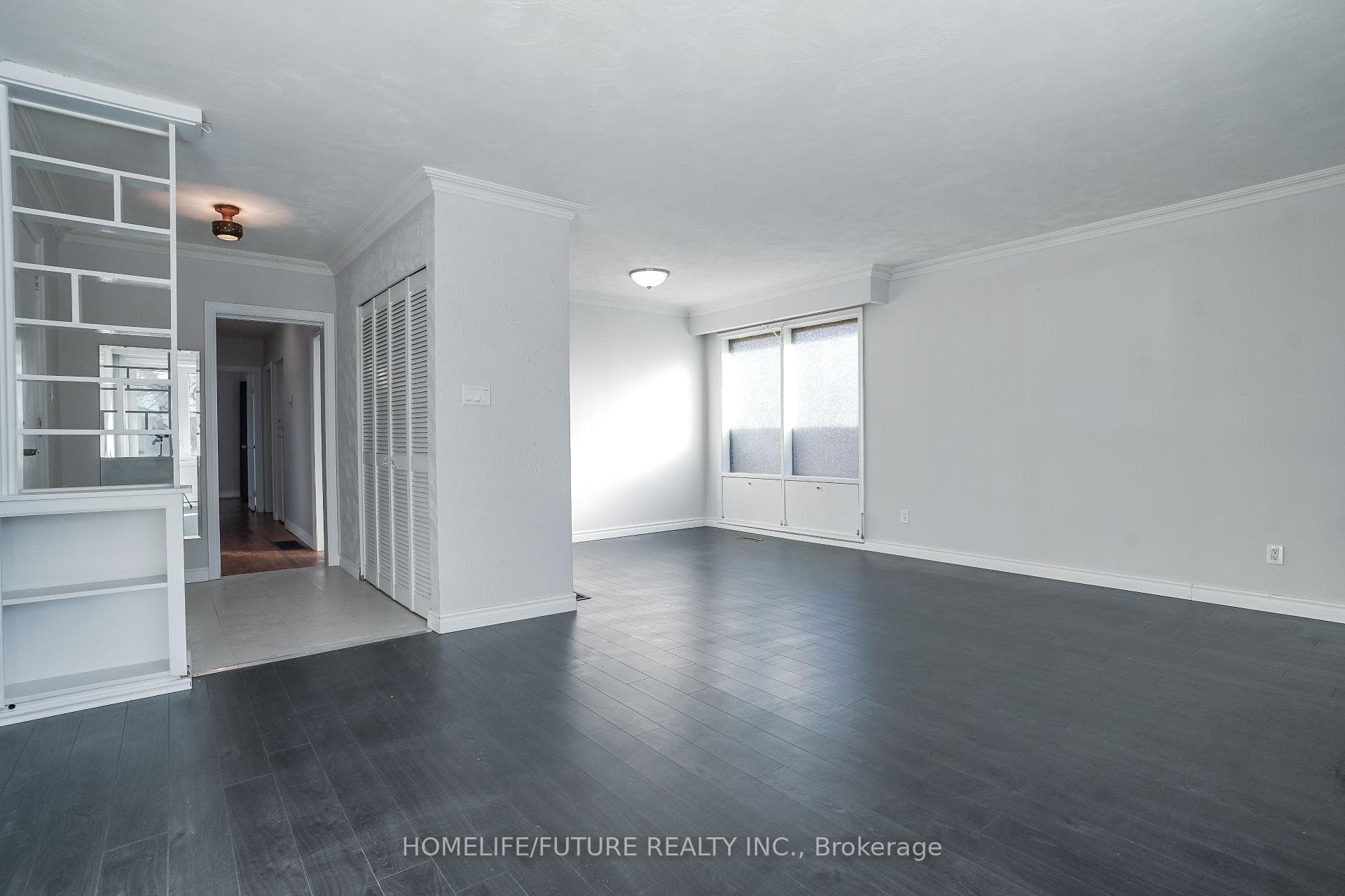 167 Treverton Drive Unit Main, Dorset Park / Kennedy Park, ON M1K 3V9 - Photo 1