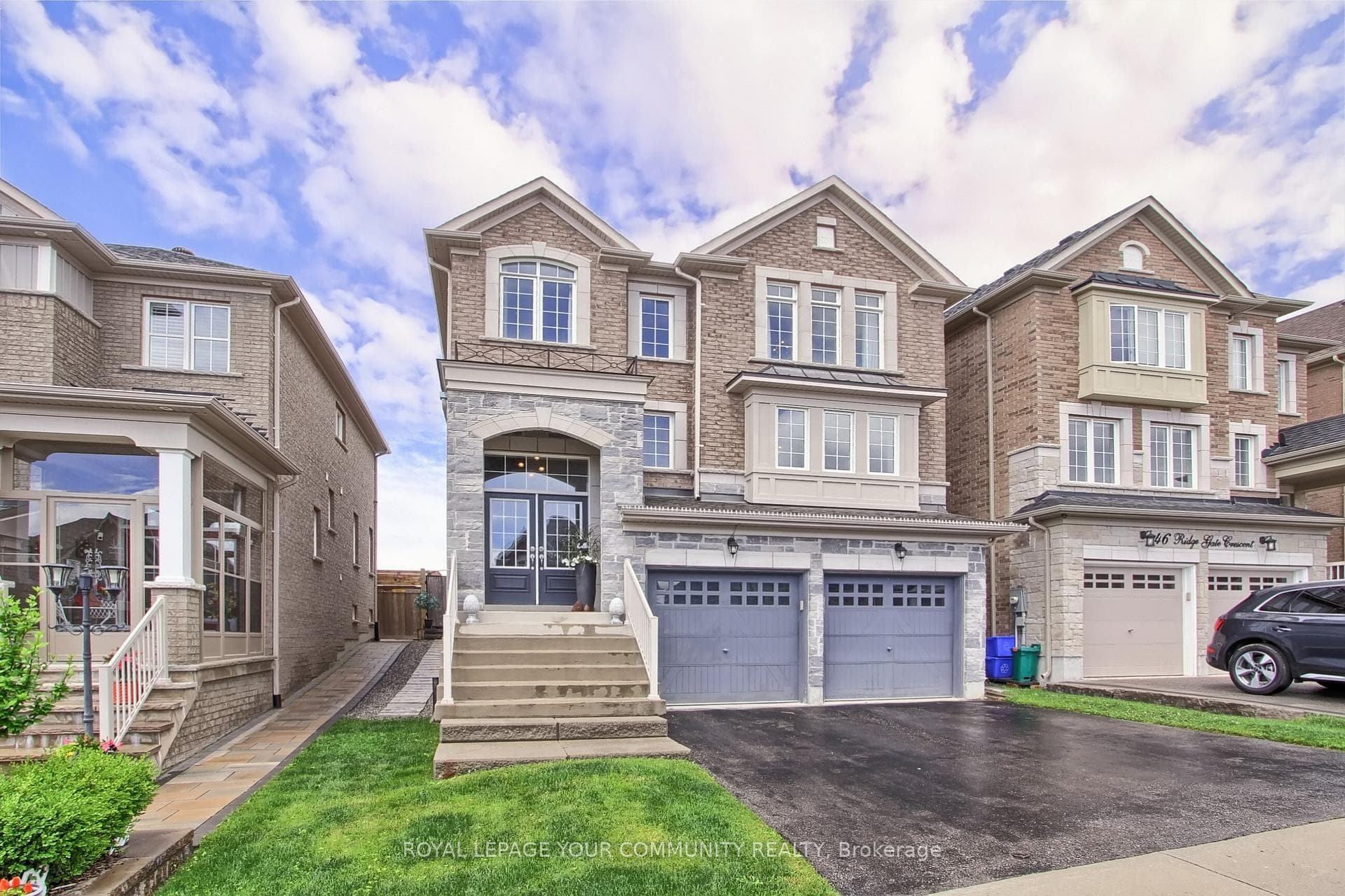 44 Ridge Gate Crescent, East Gwillimbury