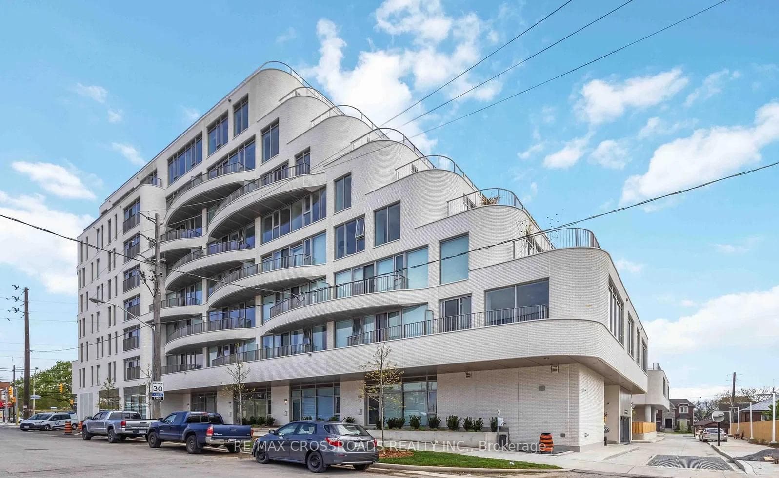 689 The Queensway Drive Unit 516, Corso Italia / Dufferin Grove, ON M8Y 1L1 - Photo 1