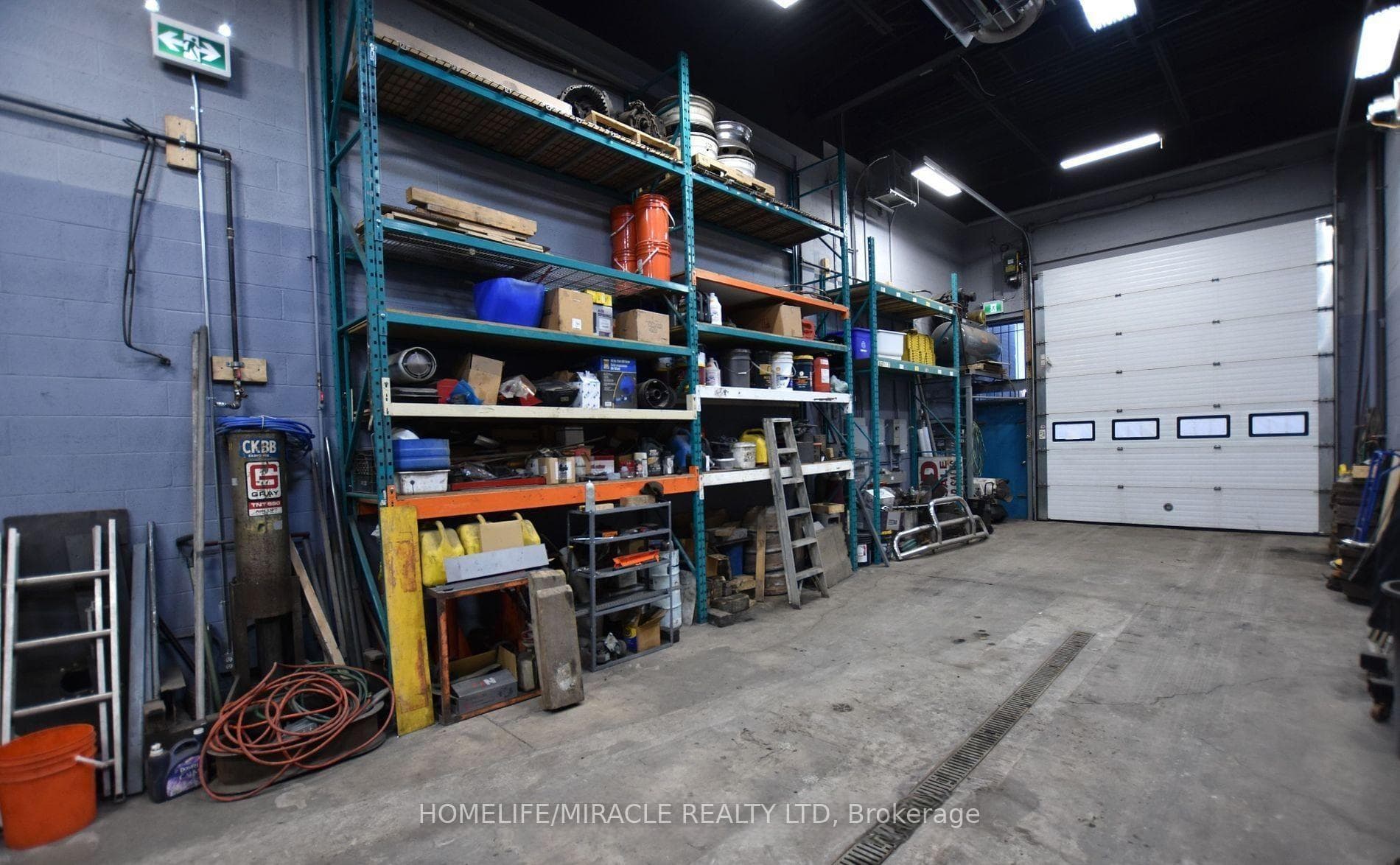 5775 Atlantic Drive Unit 14, Mississauga, ON L4W 4P3 - Photo 1