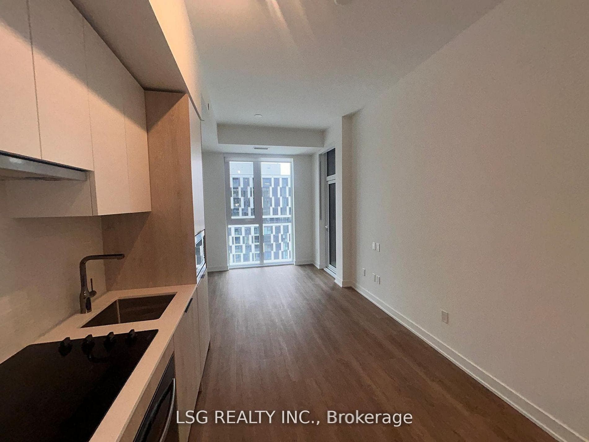 1007 the queensway N/A Unit 828, Toronto W08
