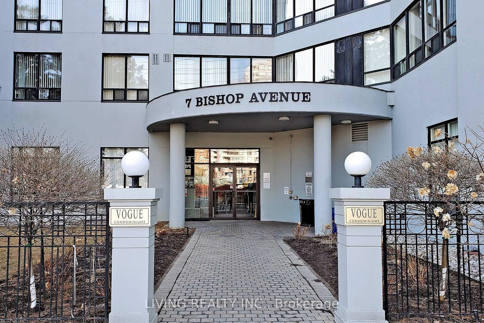 7 Bishop Avenue Unit 2016, Toronto C14