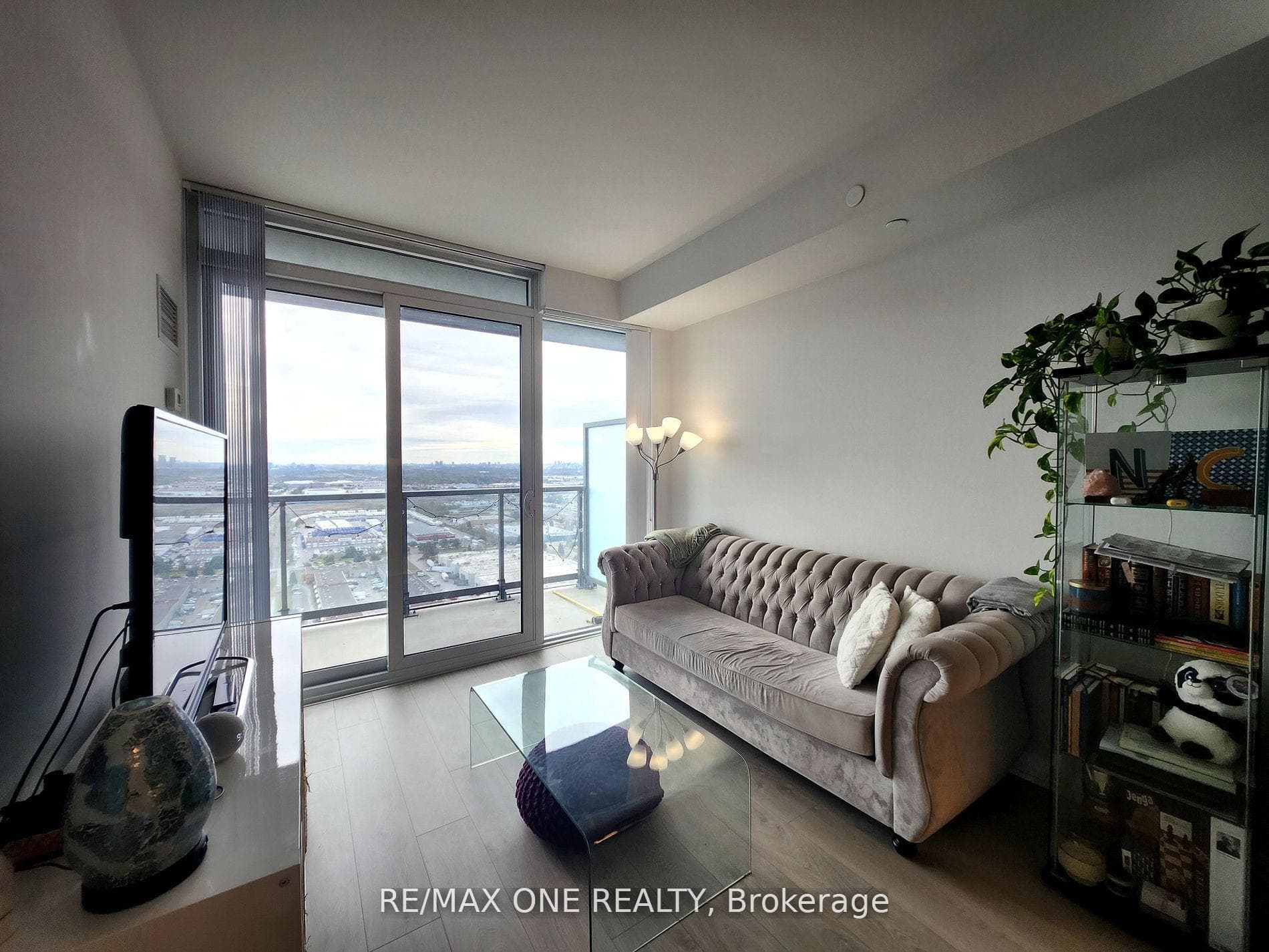 7895 Jane Street Unit 3216, Vaughan, ON L4K 0K2 - Photo 1