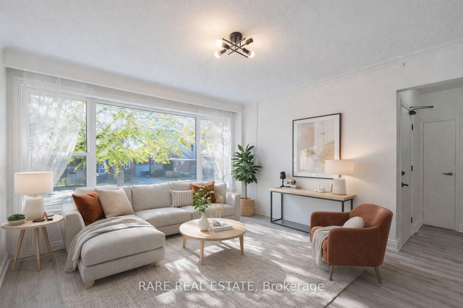 Virtually Staged Living