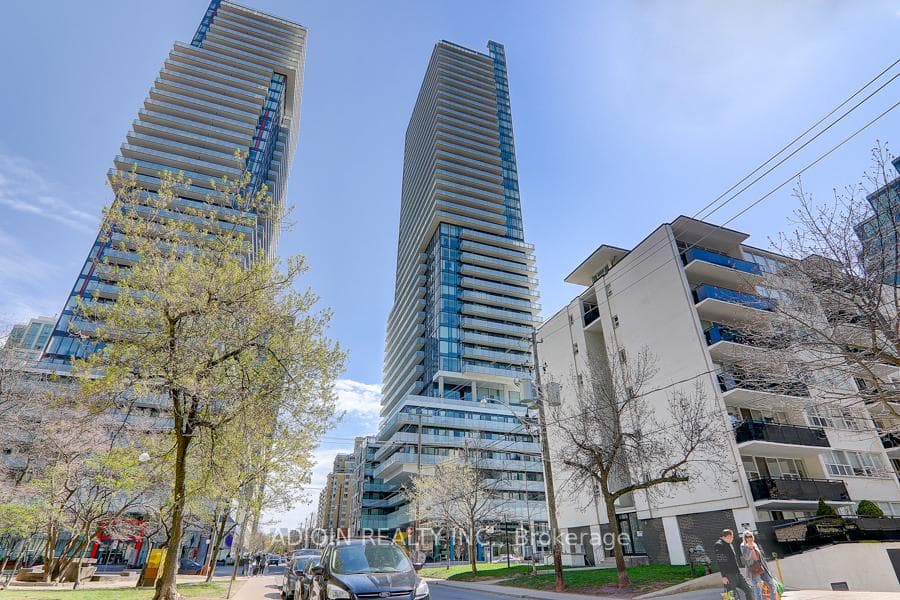 161 Roehampton Avenue Unit 1903, Leaside / Davisville, ON M4P 1P9 - Photo 1