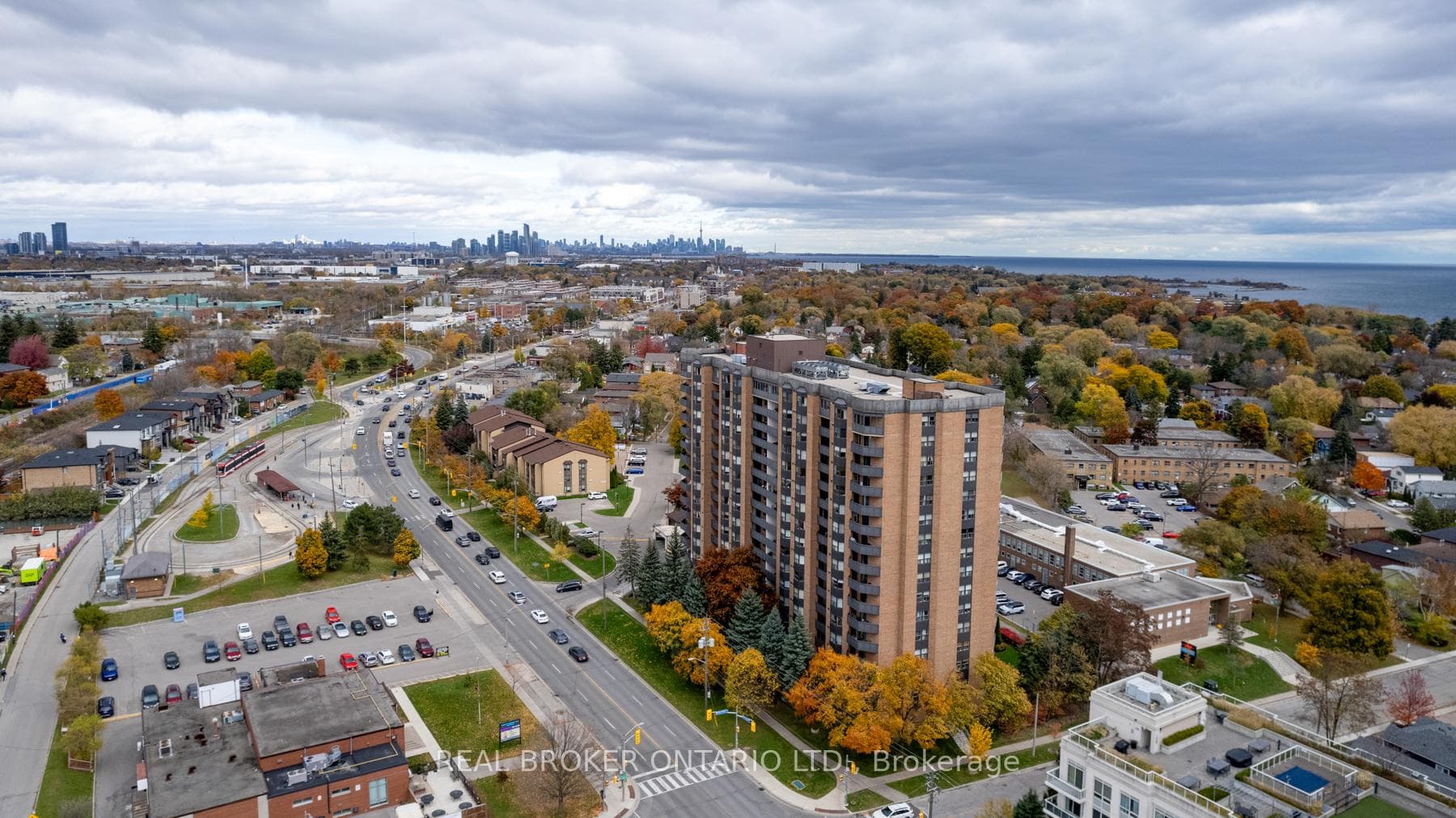3845 Lake Shore Boulevard Unit 1601, Liberty Village / Parkdale / South Parkdale, ON M8W 4Y3 - Photo 1