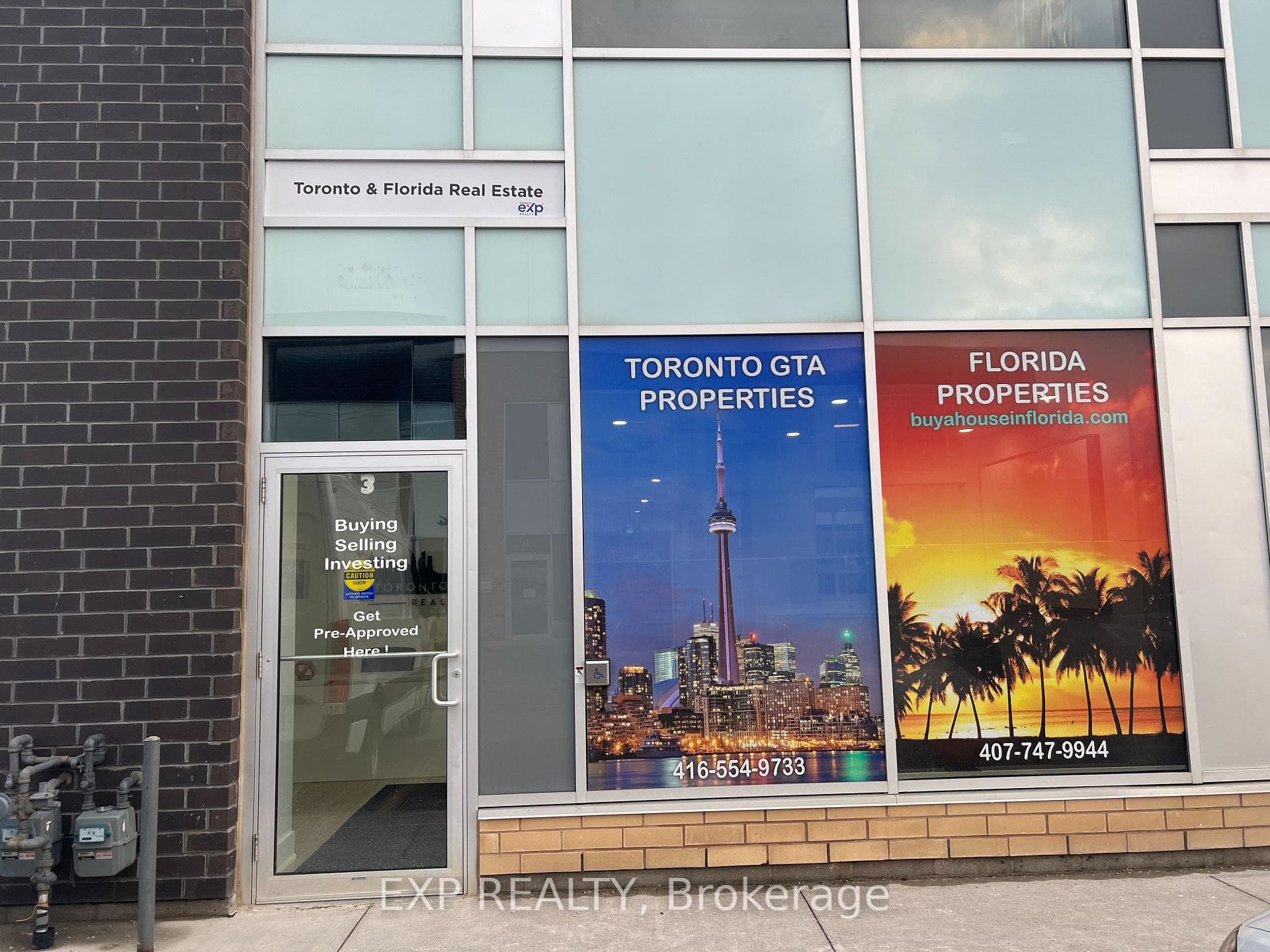 1185 Queensway Avenue Unit 3, Mississauga, ON L4Y 0G7 - Photo 1