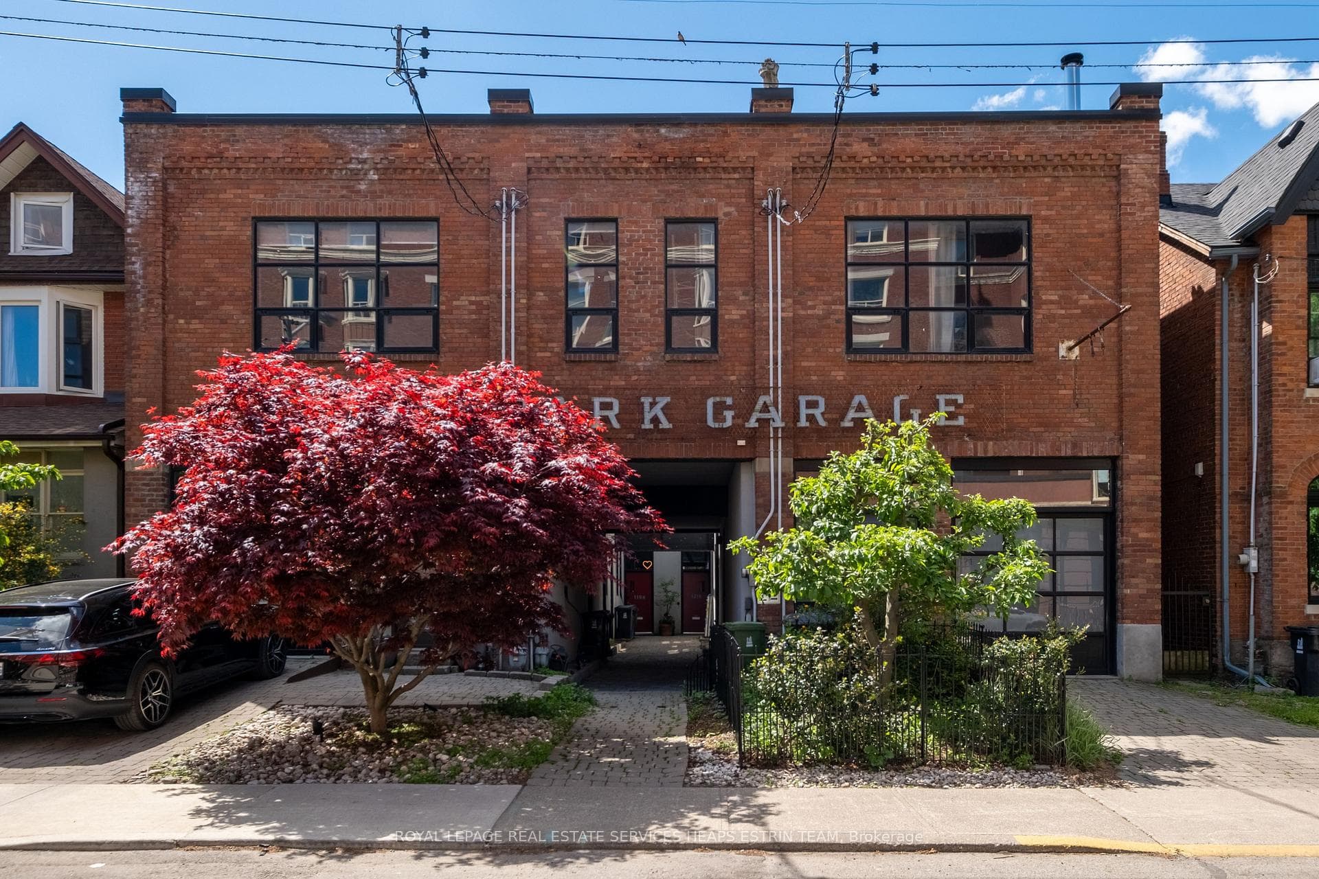121R Fermanagh Avenue, High Park / Junction / Roncesvalles, ON M6R 1M1 - Photo 1