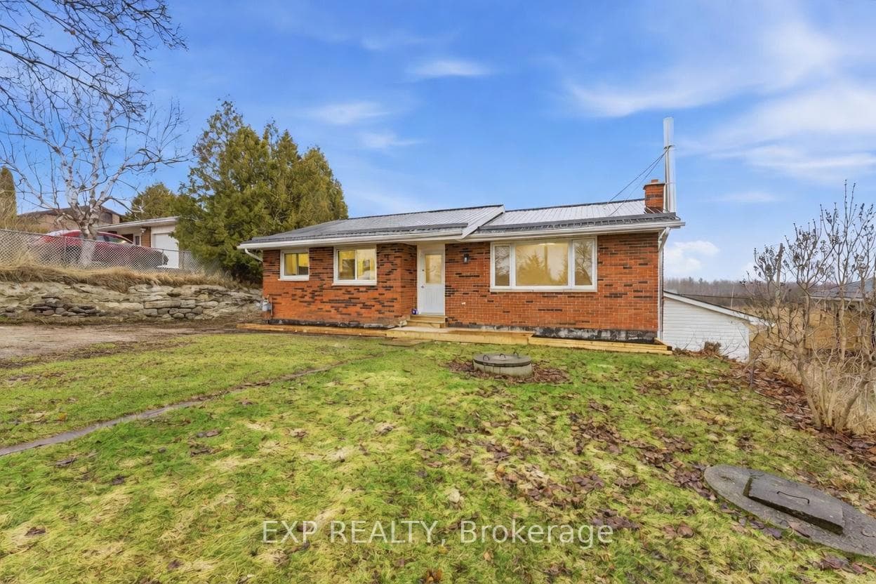 696 Whites Road, Quinte West, ON K8V 5P8 - Photo 1