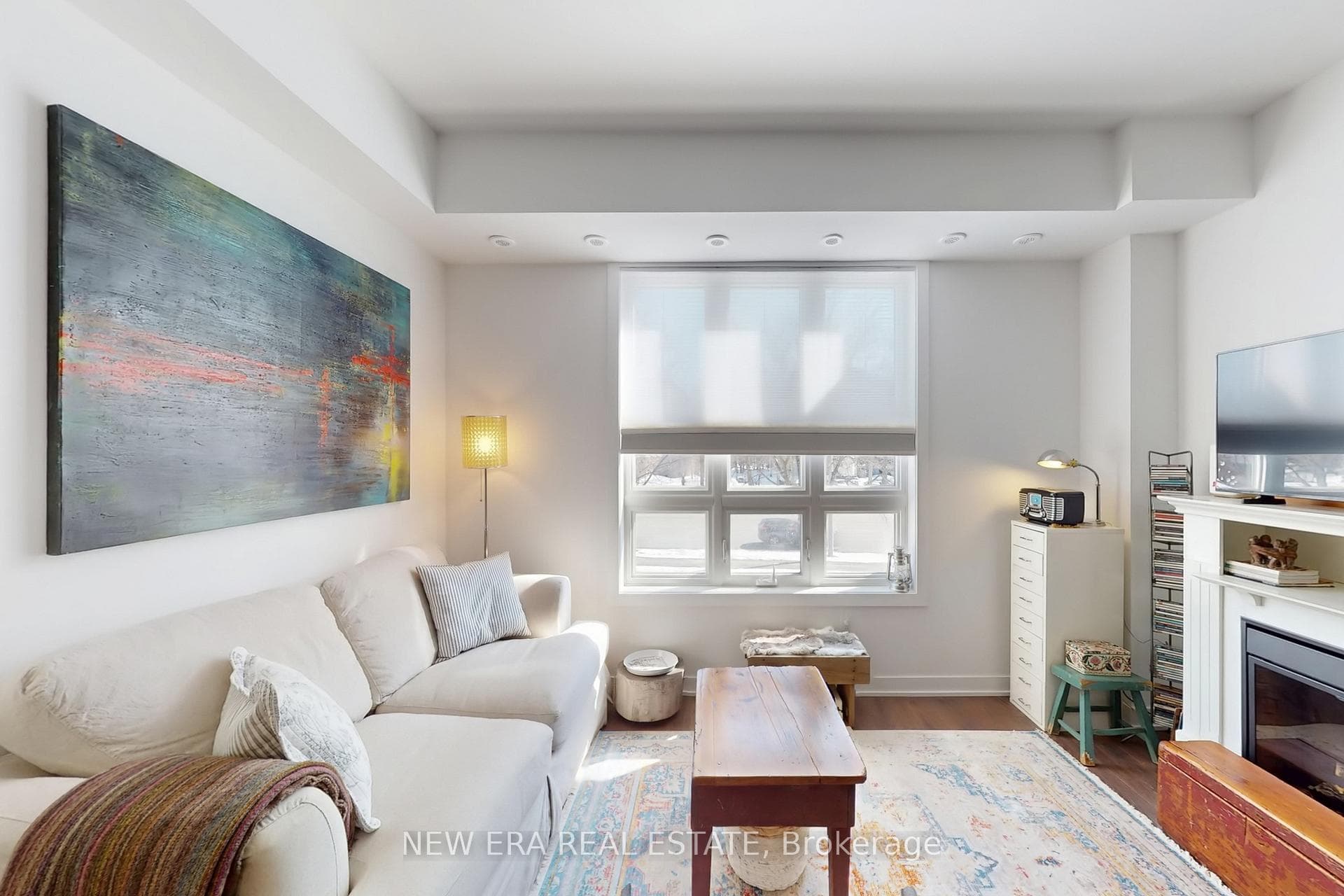 4015 Hickory Drive Unit 7, Mississauga, ON L4W 1L1 - Photo 1