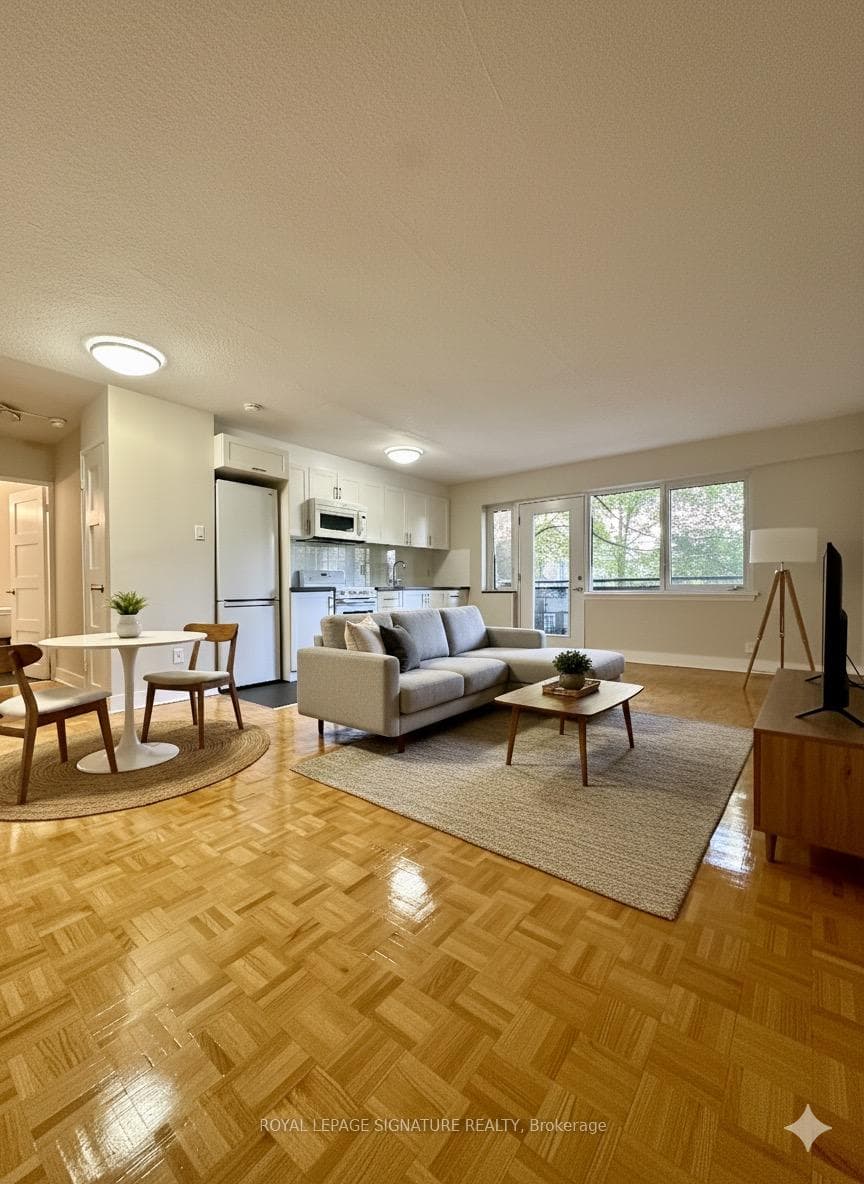95 Lawton Boulevard Unit 102, Annex / Yorkville / Summerhill, ON M4V 1Z8 - Photo 1