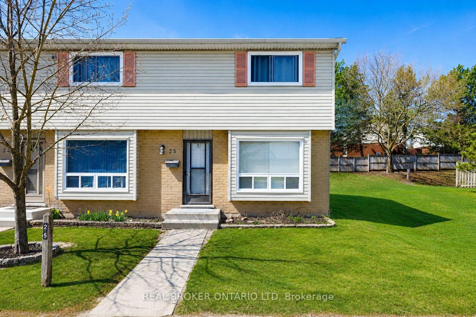 475 Sandringham Crescent Unit 25, London South, ON N6C 5B9 - Photo 1