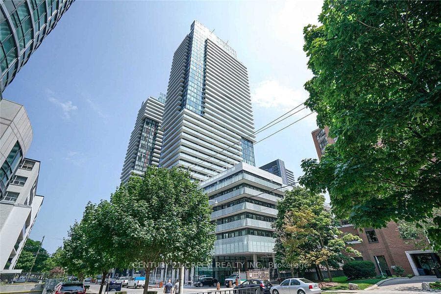161 Roehampton Avenue Unit 4002, Leaside / Davisville, ON M4P 0C8 - Photo 1