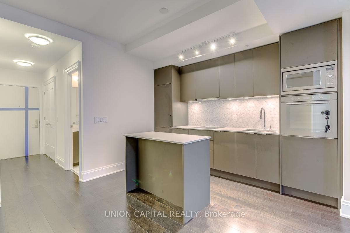 88 Cumberland Street Unit 608, Annex / Yorkville / Summerhill, ON M5R 0C8 - Photo 1