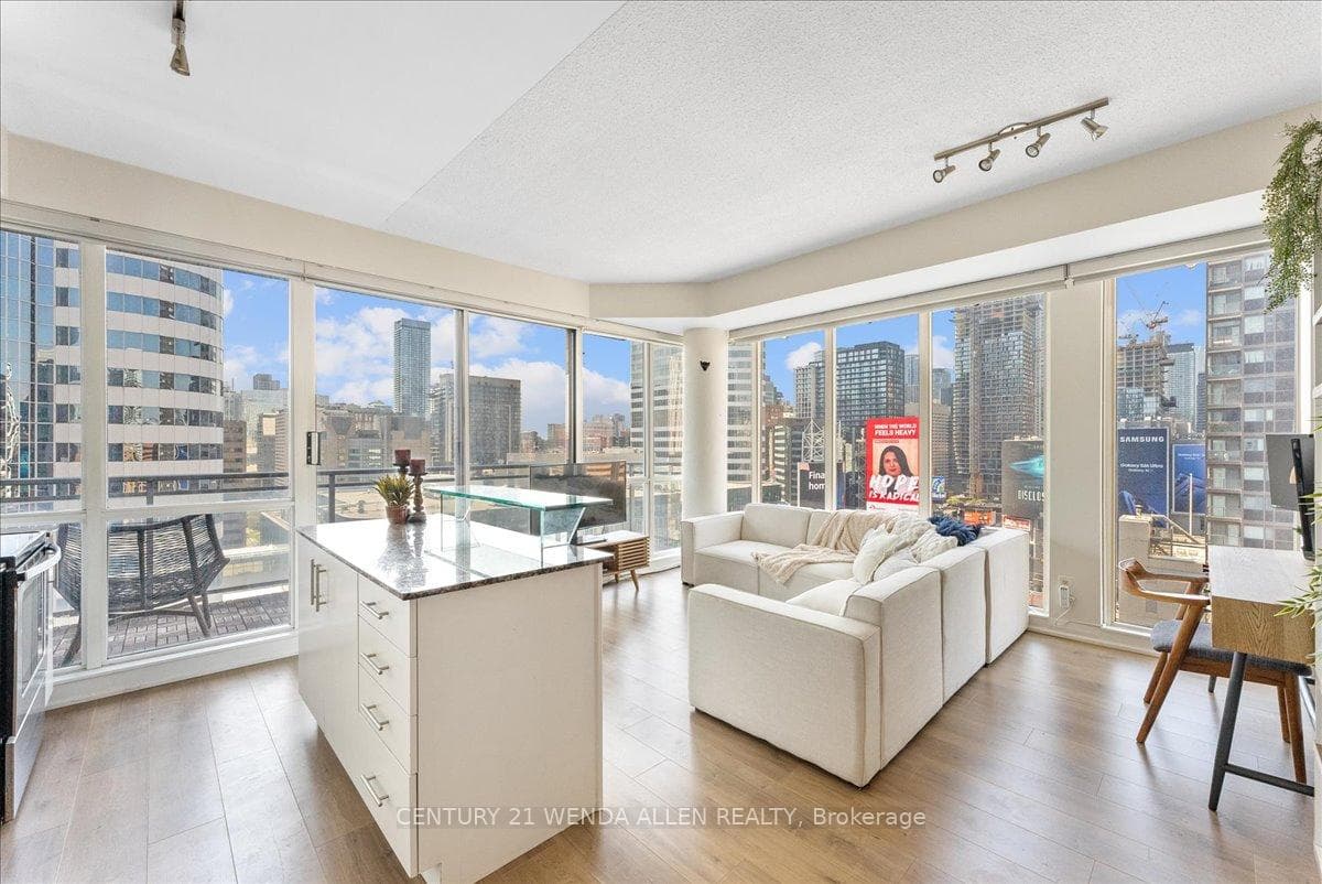 220 Victoria Street Unit 1709, Regent Park / Cabbagetown / St. James Town, ON M5B 2R6 - Photo 1