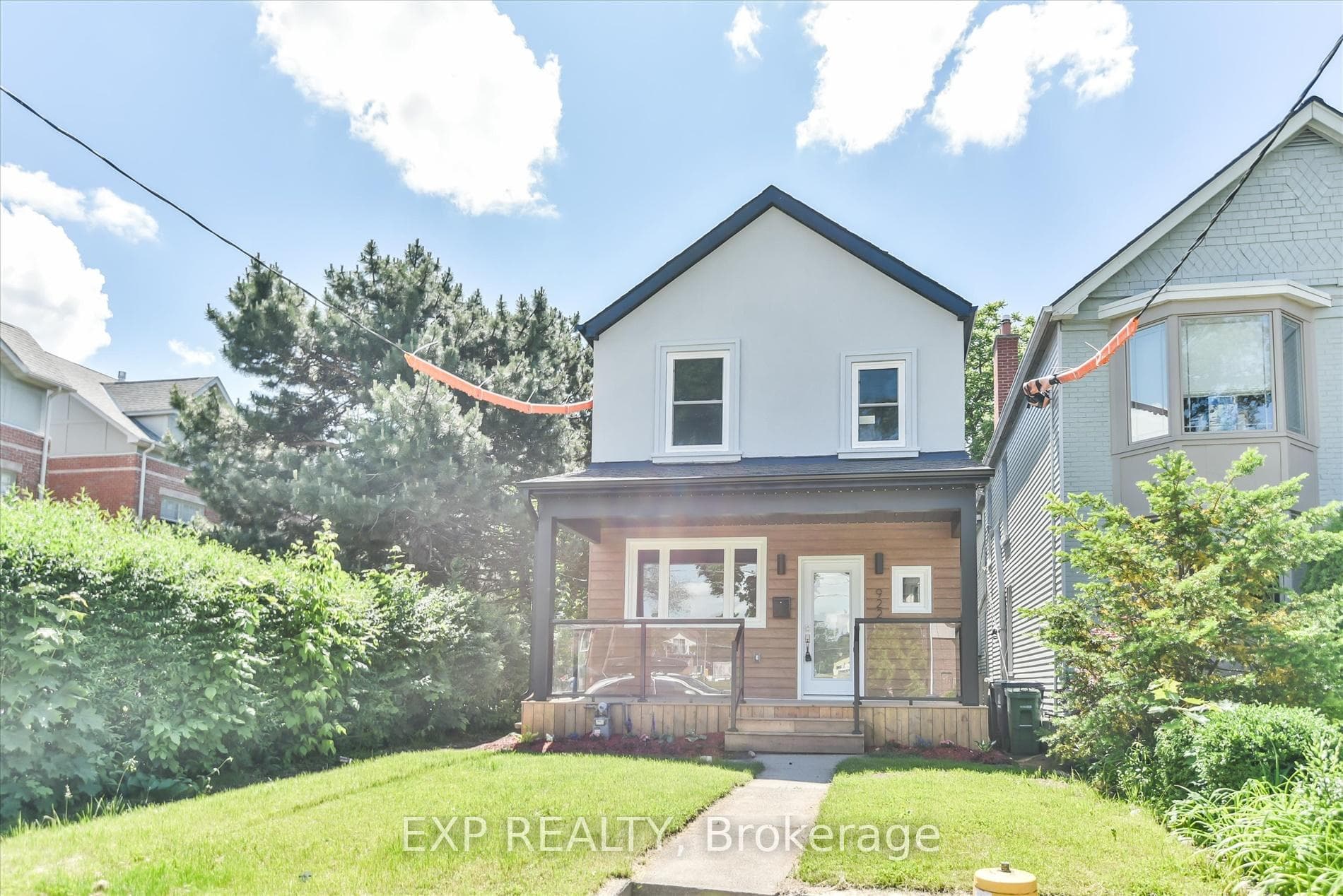 922 Logan Avenue Unit Main & 2F, Danforth / East York, ON M4K 3E4 - Photo 1