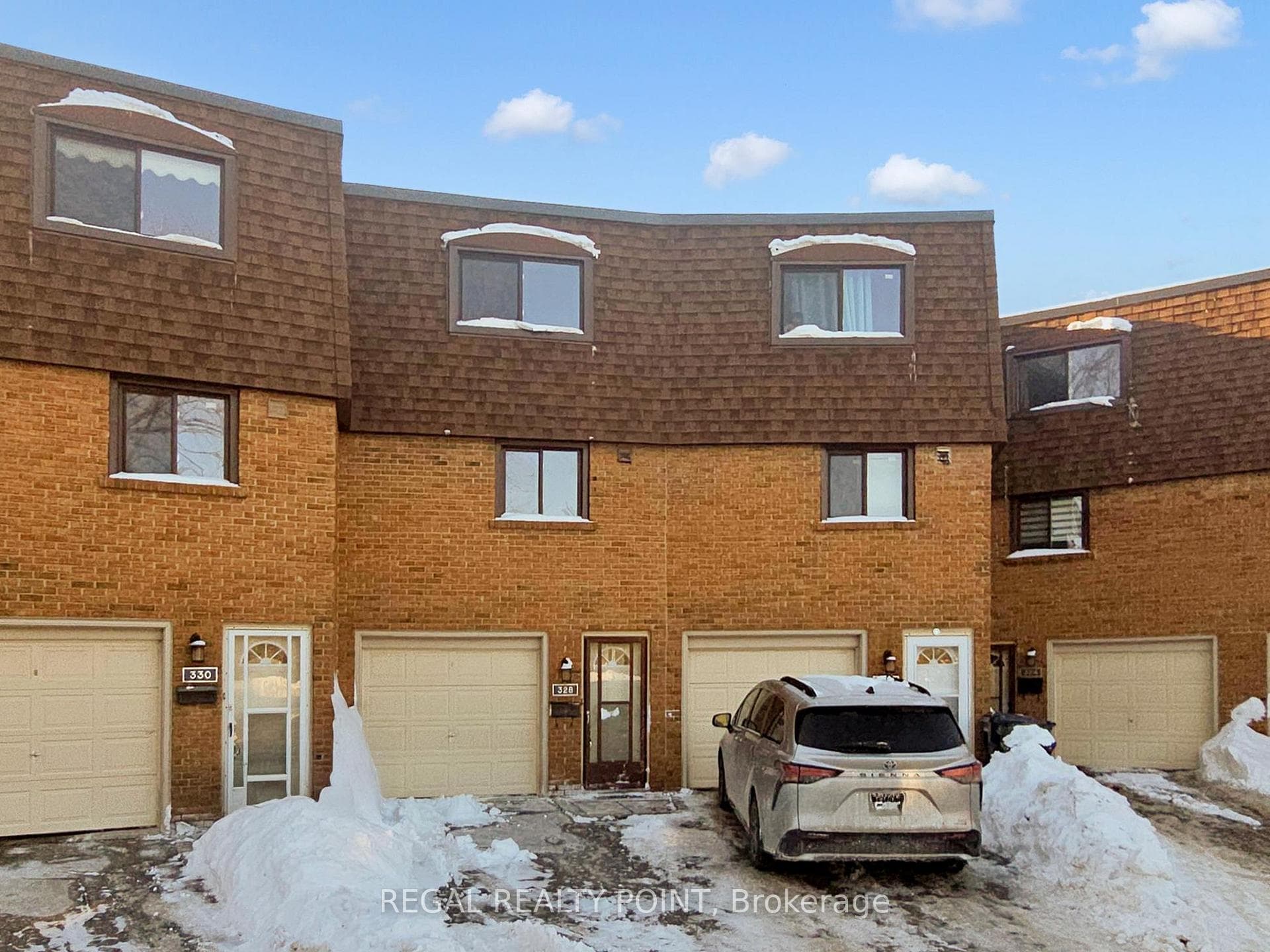 328 Sprucewood Court, Scarborough Village / Eglinton East, ON M1W 1R1 - Photo 1