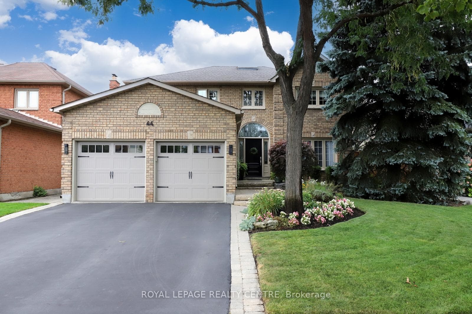 44 Burgby Avenue, Brampton