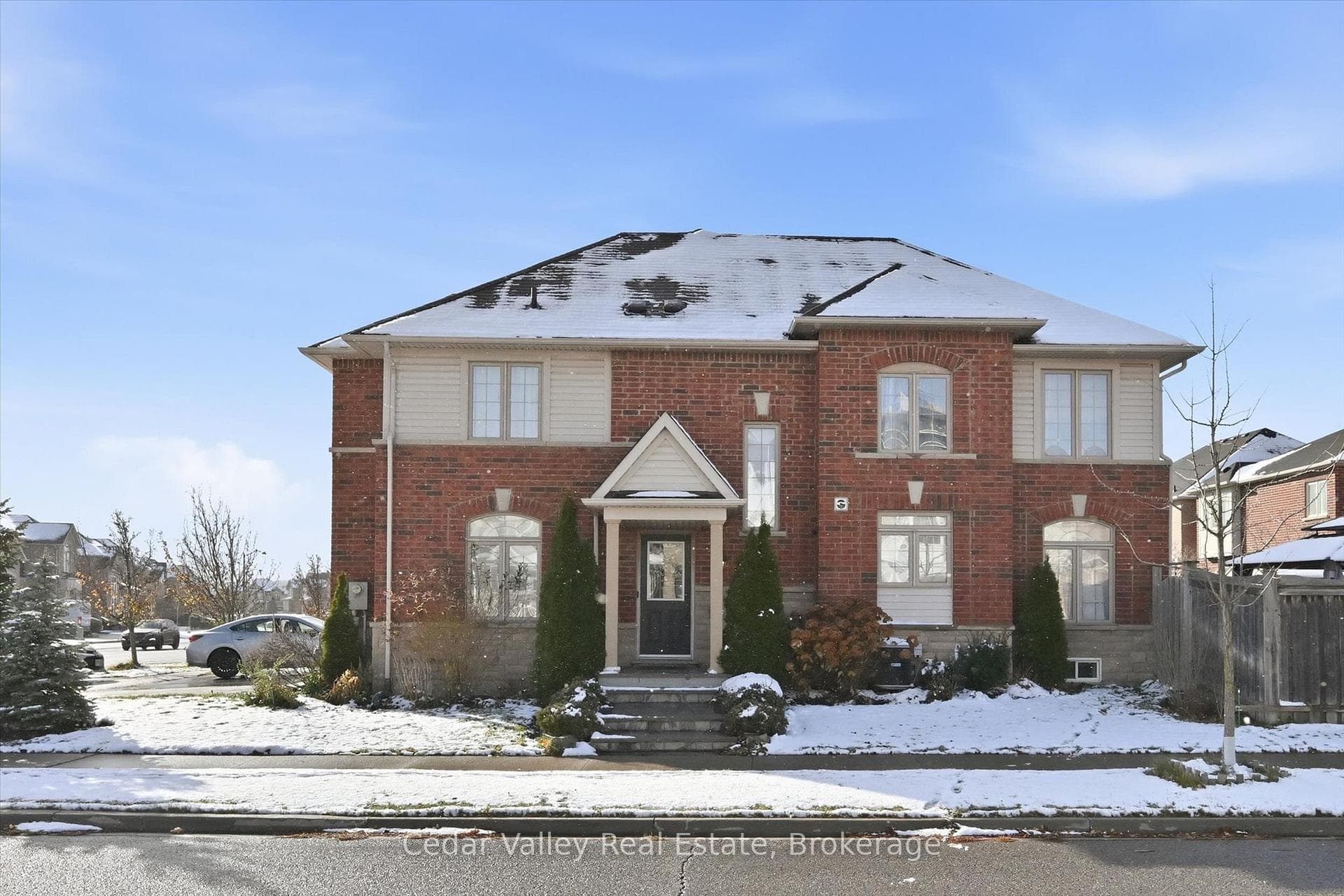 4805 Thomas Alton Boulevard, Burlington, ON L7M 0K4 - Photo 1