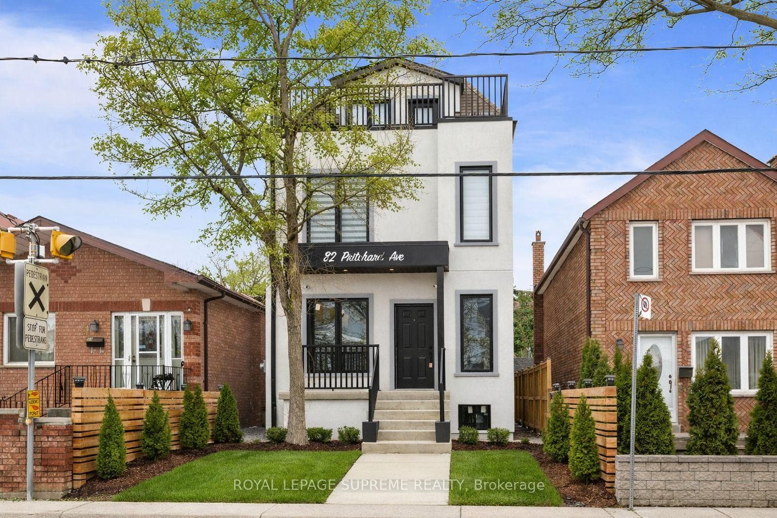 82 Pritchard Avenue, Keelesdale / Eglinton West, ON M6N 1T3 - Photo 1