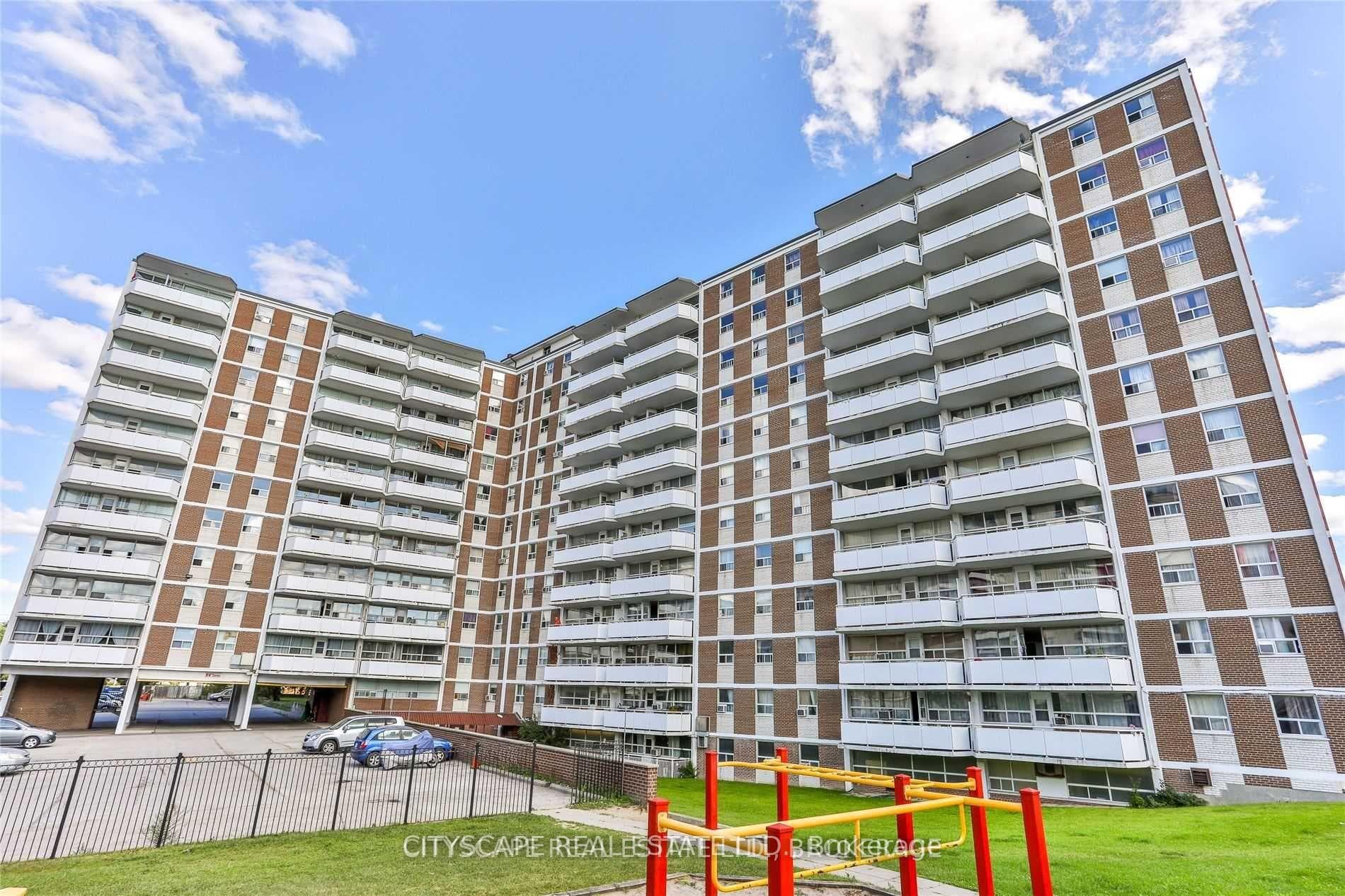 100 Rowena Drive Unit 712, Don Mills / Parkwoods / Victoria Village, ON M3A 1P9 - Photo 1