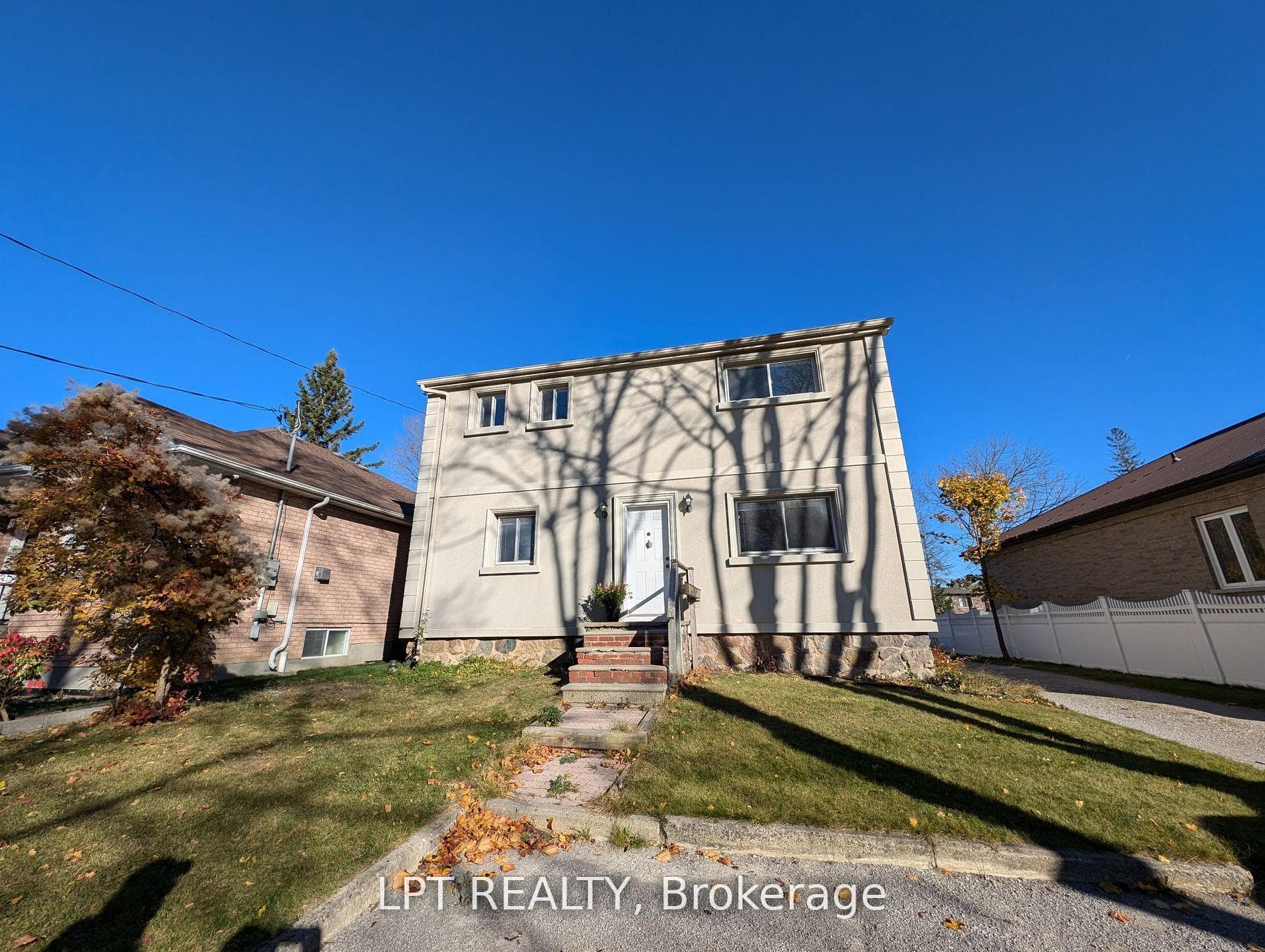 9 Atkinson Avenue Unit Main, Rouge / Port Union / Malvern, ON M1E 4B6 - Photo 1