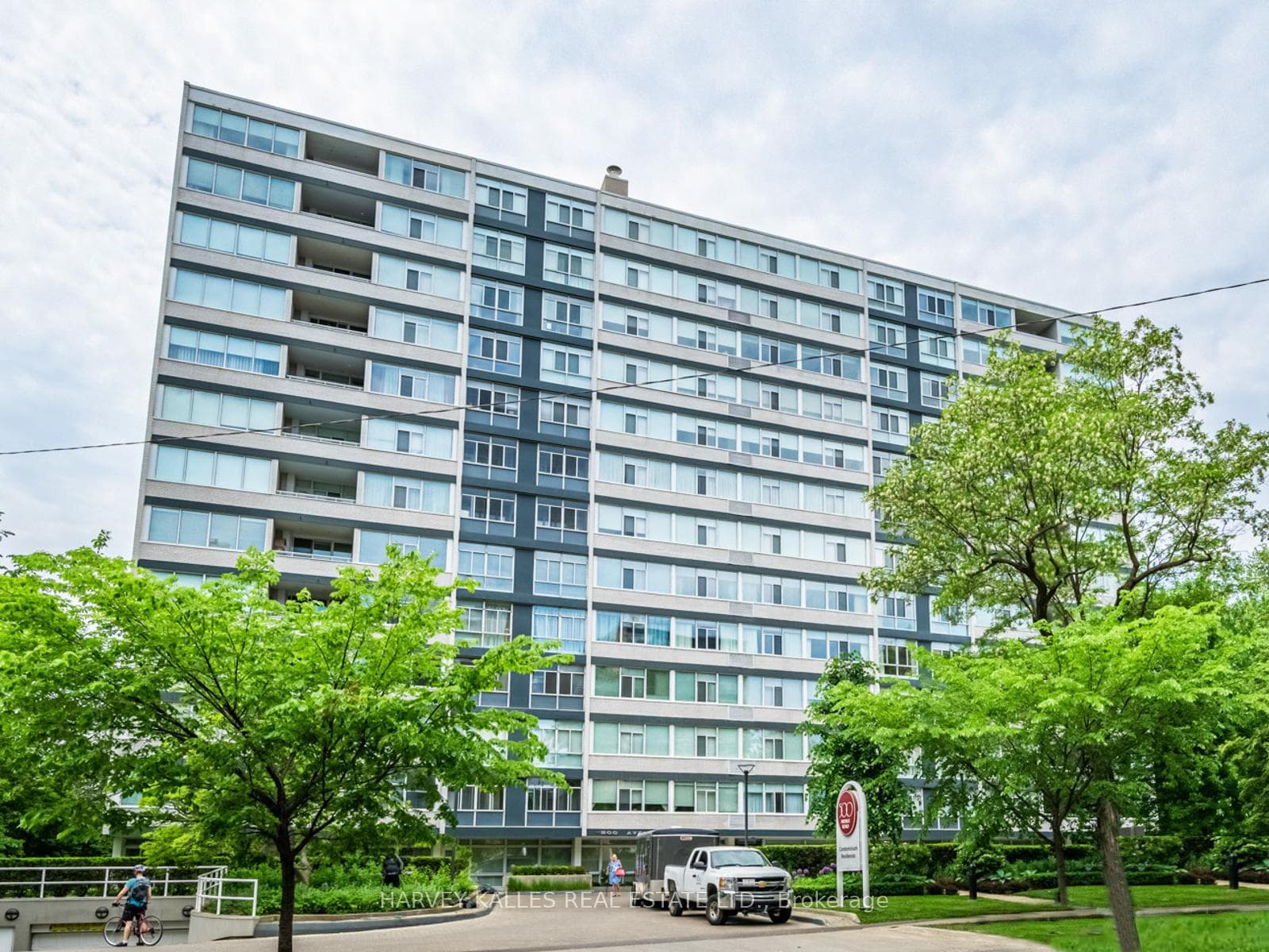 500 Avenue Road Unit 1201, Annex / Yorkville / Summerhill, ON M4V 2J6 - Photo 1