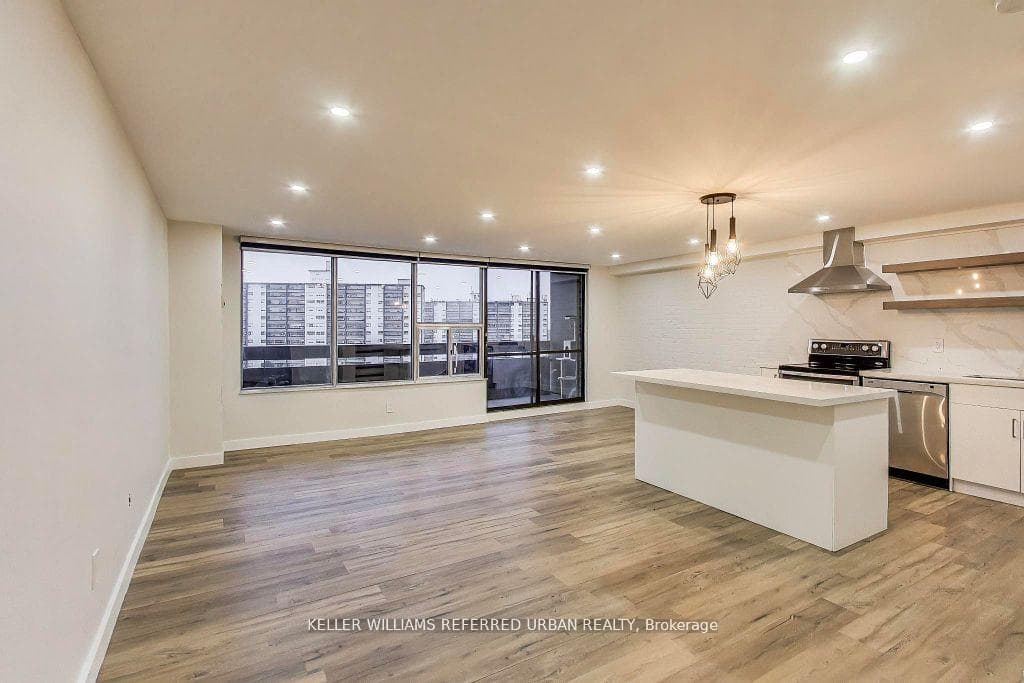 11 Wincott Drive Unit 1215, Etobicoke (Kingsview Village / Humber Heights), ON M9R 2R9 - Photo 1