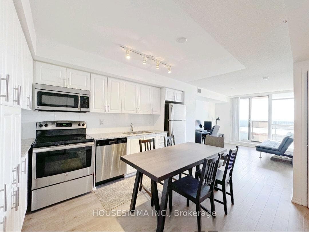 830 Lawrence Avenue Unit 2501, Toronto W04