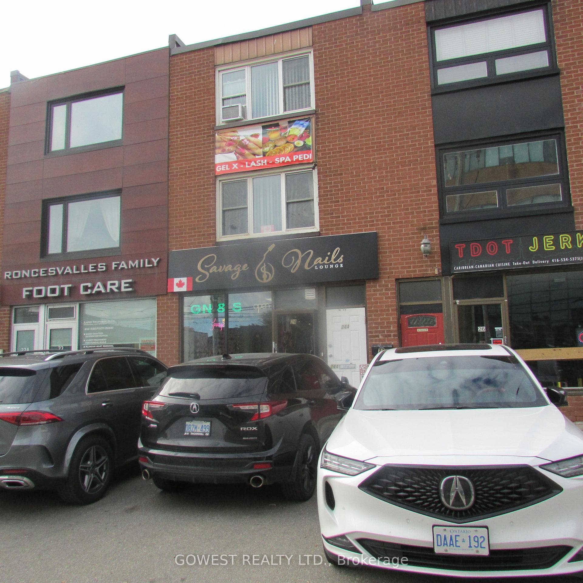 24A Roncesvalles Avenue Unit 3rd Floor, High Park / Junction / Roncesvalles, ON M6R 2K3 - Photo 1