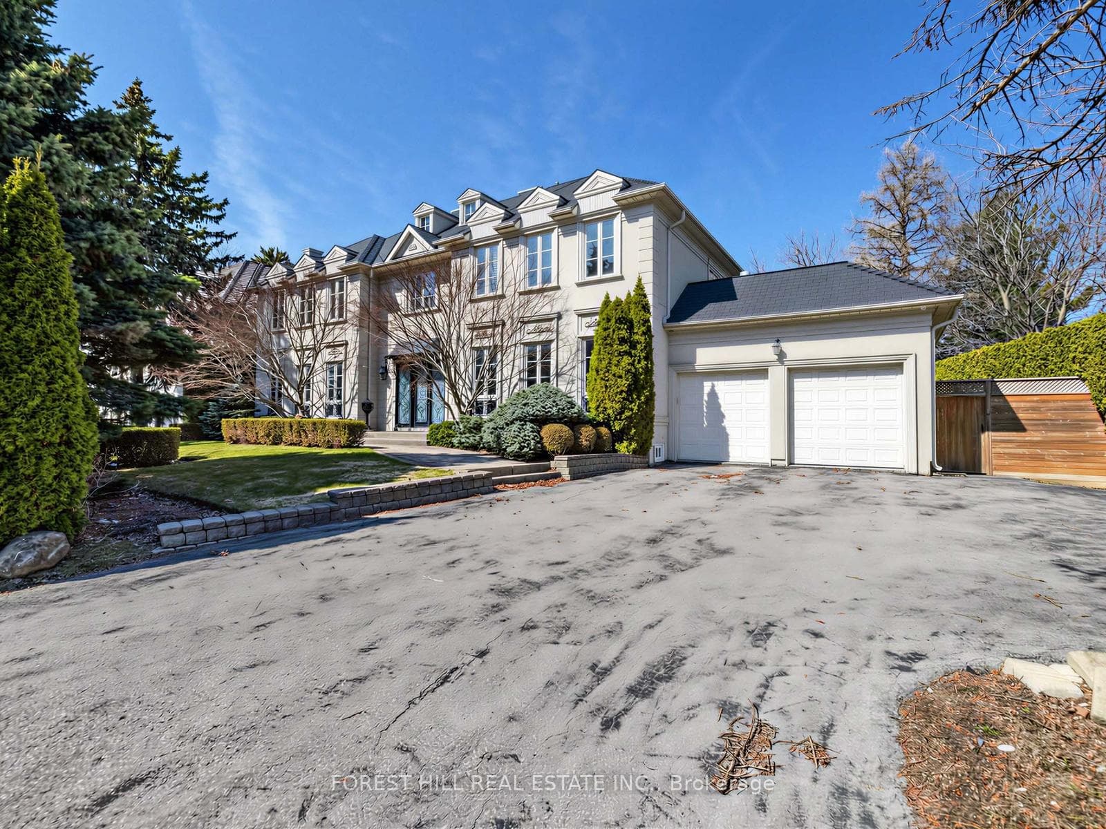 8 Colvestone Road, Bridle Path / York Mills / Hoggs Hollow, ON M2L 1X3 - Photo 1