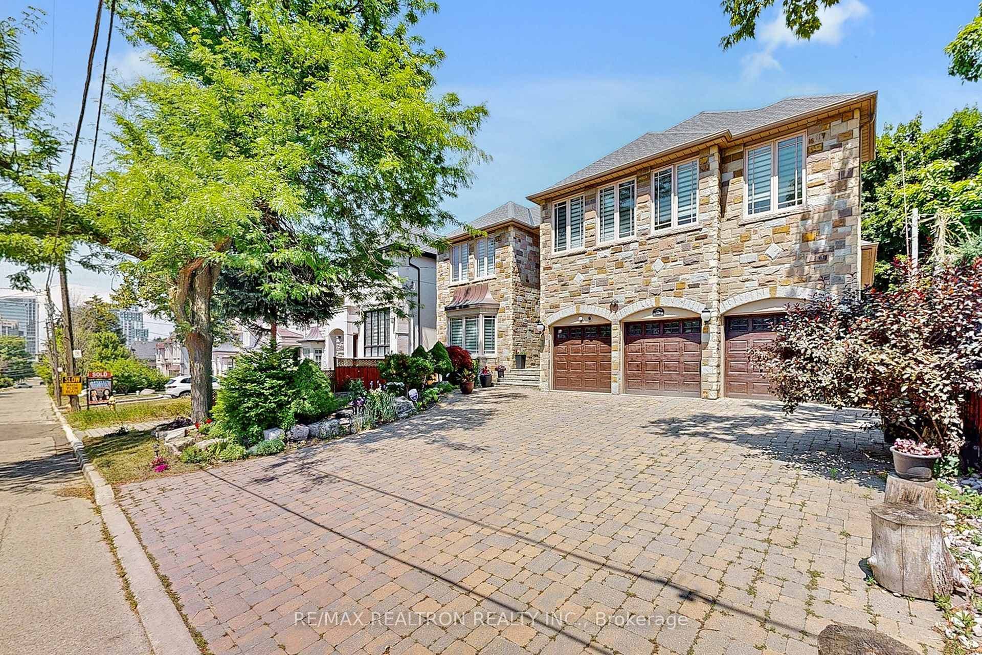 176 Elmwood Avenue Unit Basement, Willowdale / Newtonbrook, ON M2N 3M4 - Photo 1