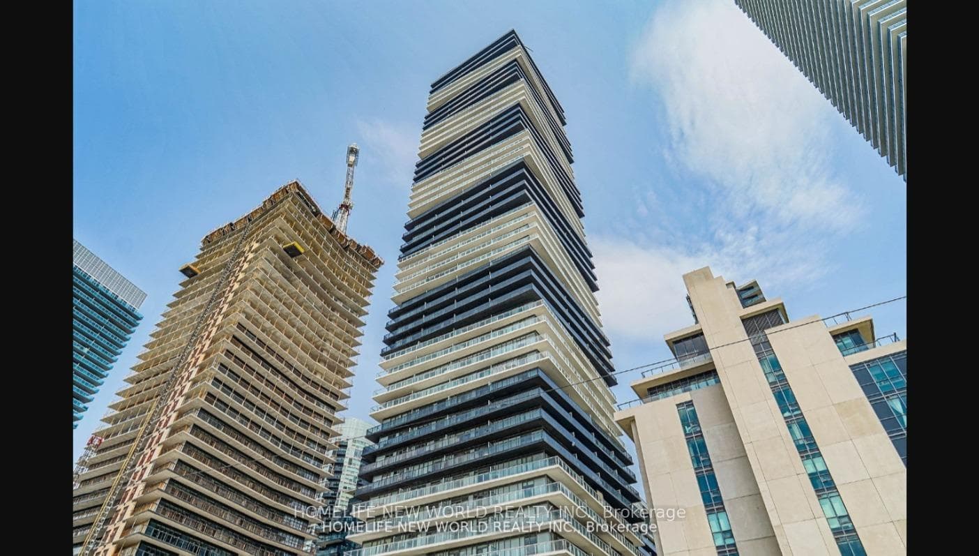 56 Annie Craig Drive Unit Lph01, Liberty Village / Parkdale / South Parkdale, ON M8V 0C5 - Photo 1