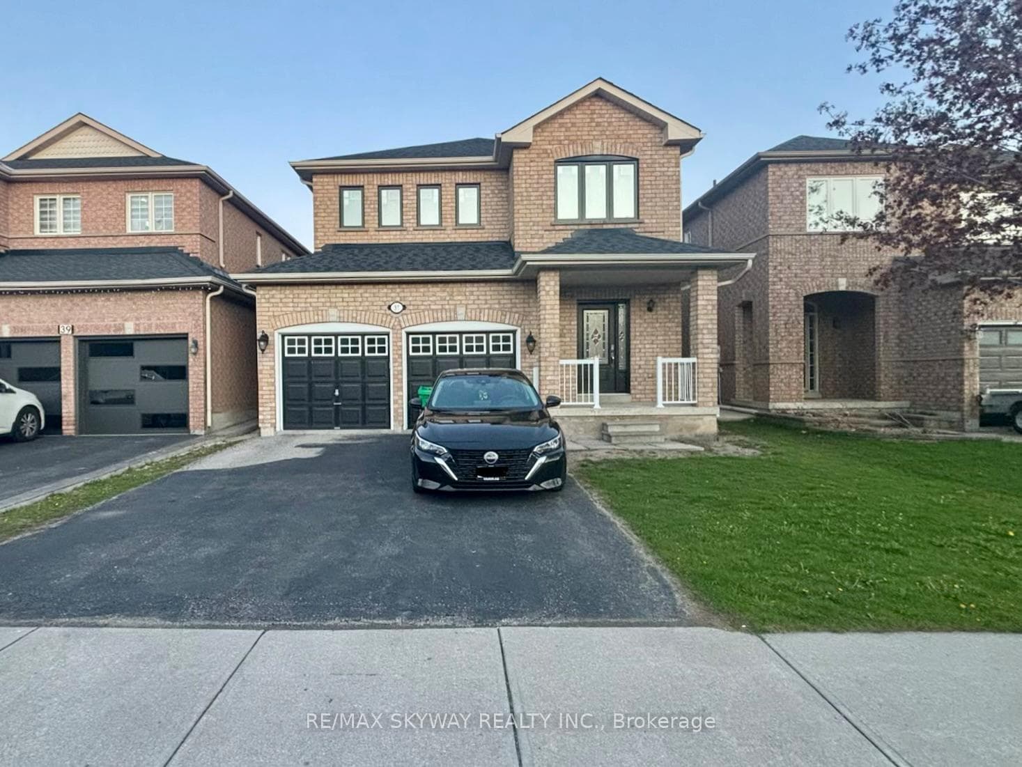 37 Sewells Lane, Brampton