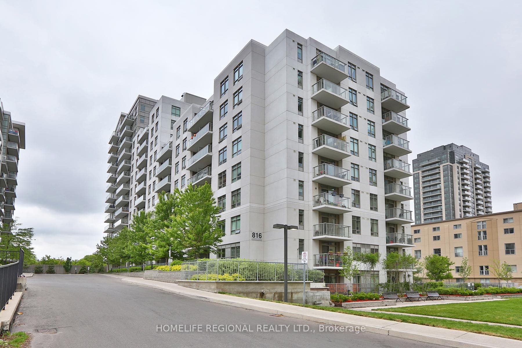816 Lansdowne Avenue Unit 1015, Bloor West Village / Swansea, ON M6H 4K6 - Photo 1