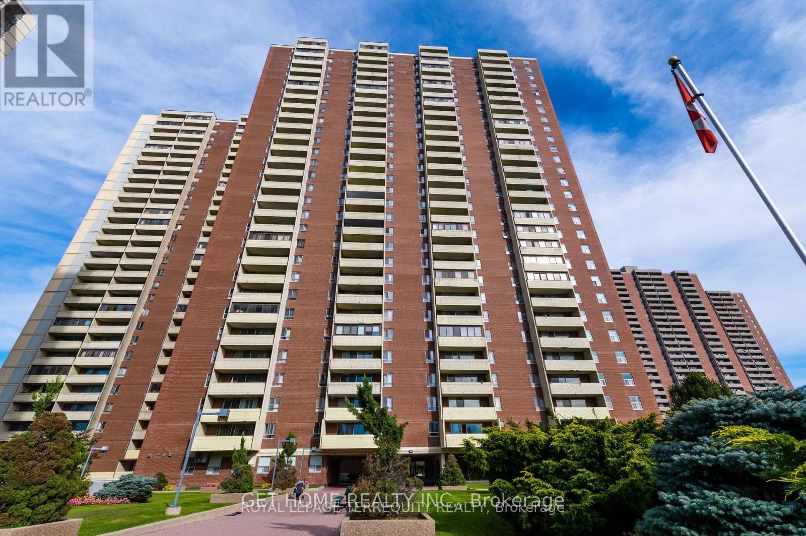 5 Massey Square Unit 604, Danforth / East York, ON M4C 5L6 - Photo 1