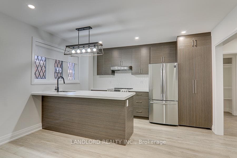 2520 Bloor Street Unit 18, High Park / Junction / Roncesvalles, ON M6S 1R8 - Photo 1