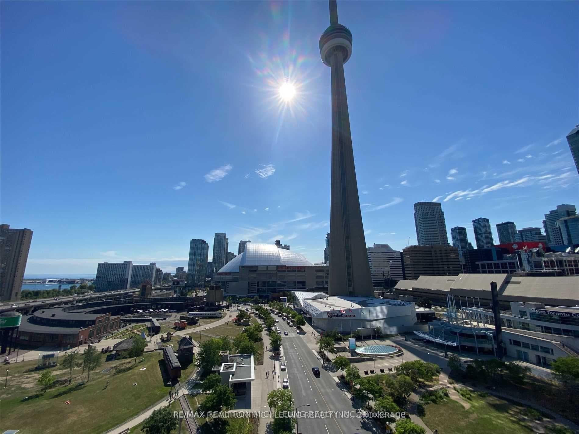 51 Lower Simcoe Street Unit 1618, Downtown Toronto / Waterfront, ON M5J 3A4 - Photo 1