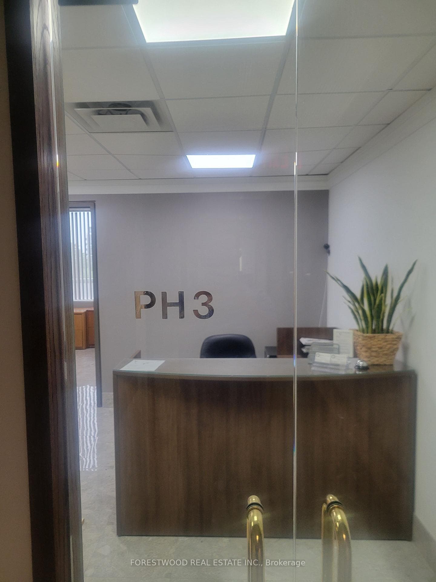 350 Highway 7 Highway Unit PH3, Richmond Hill