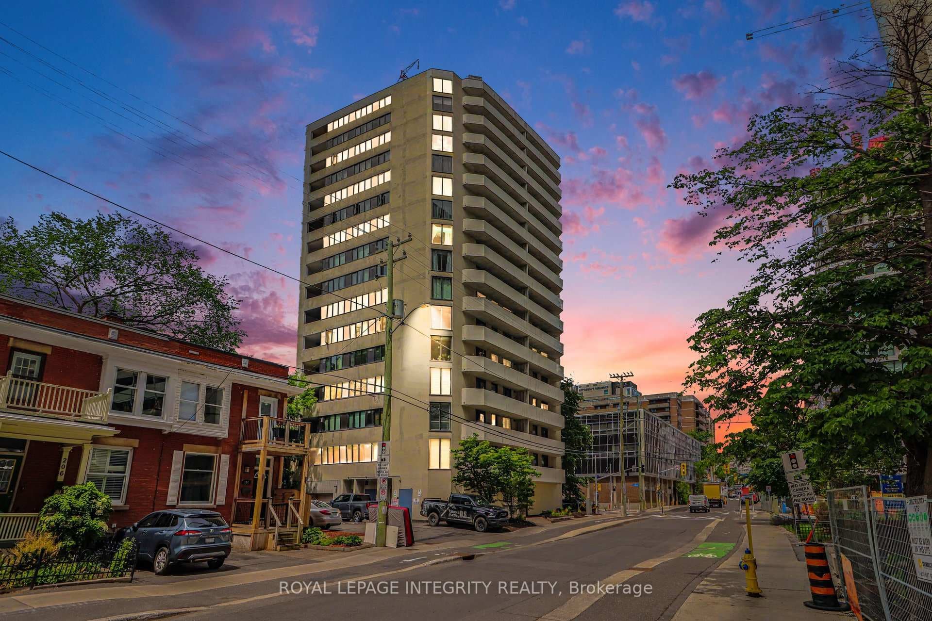 200 Bay Street Unit 102, Ottawa Centre, ON K1R 7W8 - Photo 1