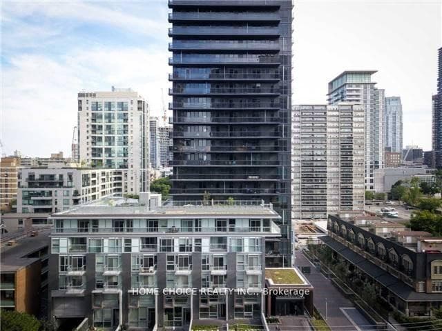 101 Erskine Avenue Unit 1403, Leaside / Davisville, ON M4P 0C5 - Photo 1