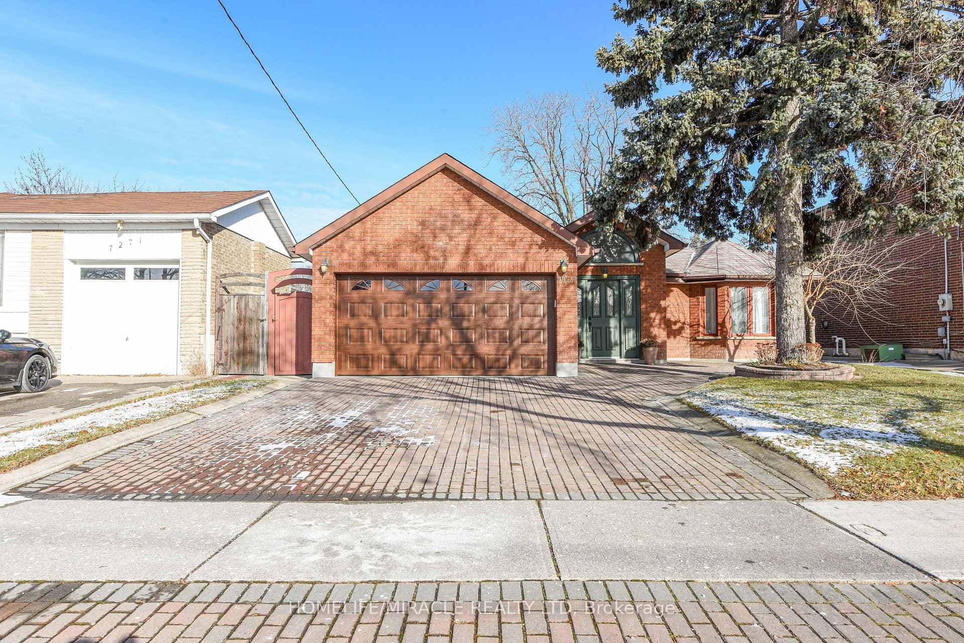 7267 Topping Road, Mississauga, ON L4T 2Y6 - Photo 1