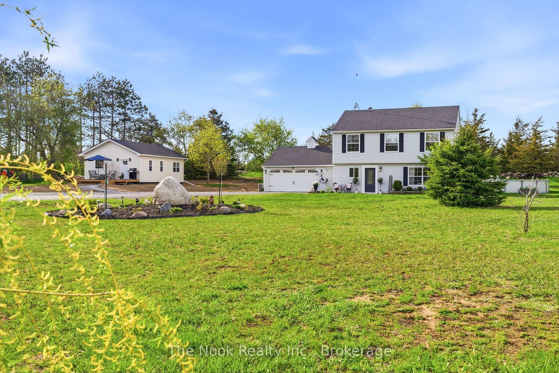 158 Downs Road, Quinte West, ON K8V 0A9 - Photo 1